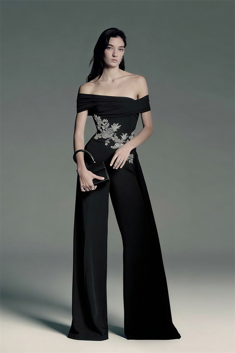 Black Crystals Women Jumpsuit  - Women'S Formal Jumpsuit Evening Wear recension och pris